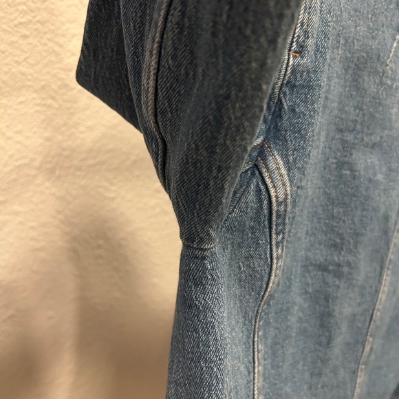 J. Crew Louisa Lady Cropped Jean Jacket with Gold Buttons - Picture 12 of 15